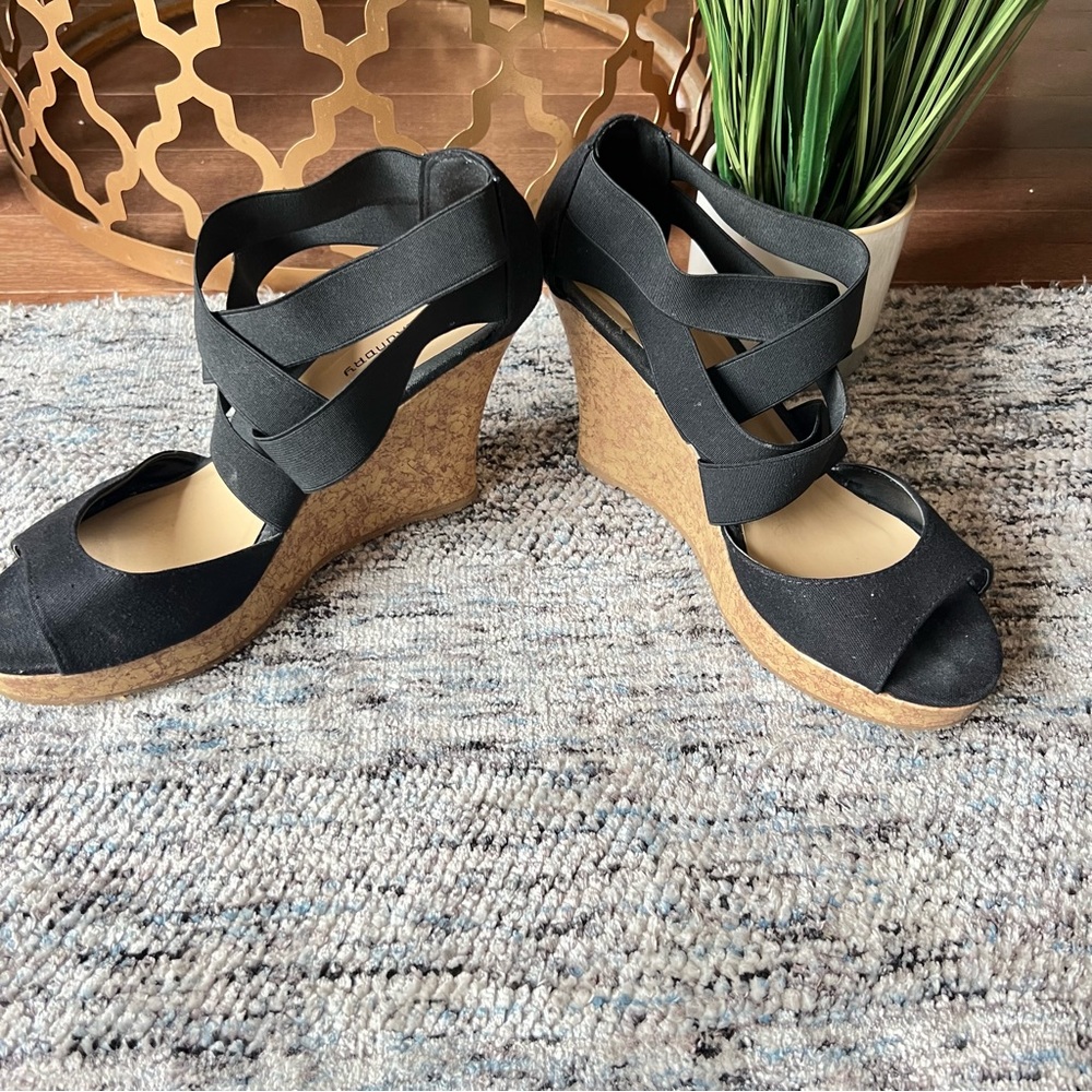 Chinese Laundry Black Espadrille Wedges
